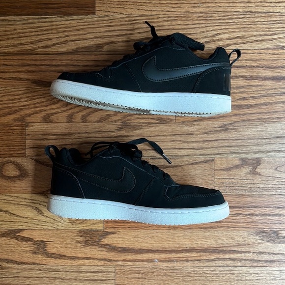 Nike Women’s Court Borough Low Black Trainers - Picture 2 of 9
